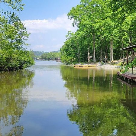 Lakeside Hot Springs Retreat With Kayaks And Boat Dock Hot Springs Village Exteriér fotografie