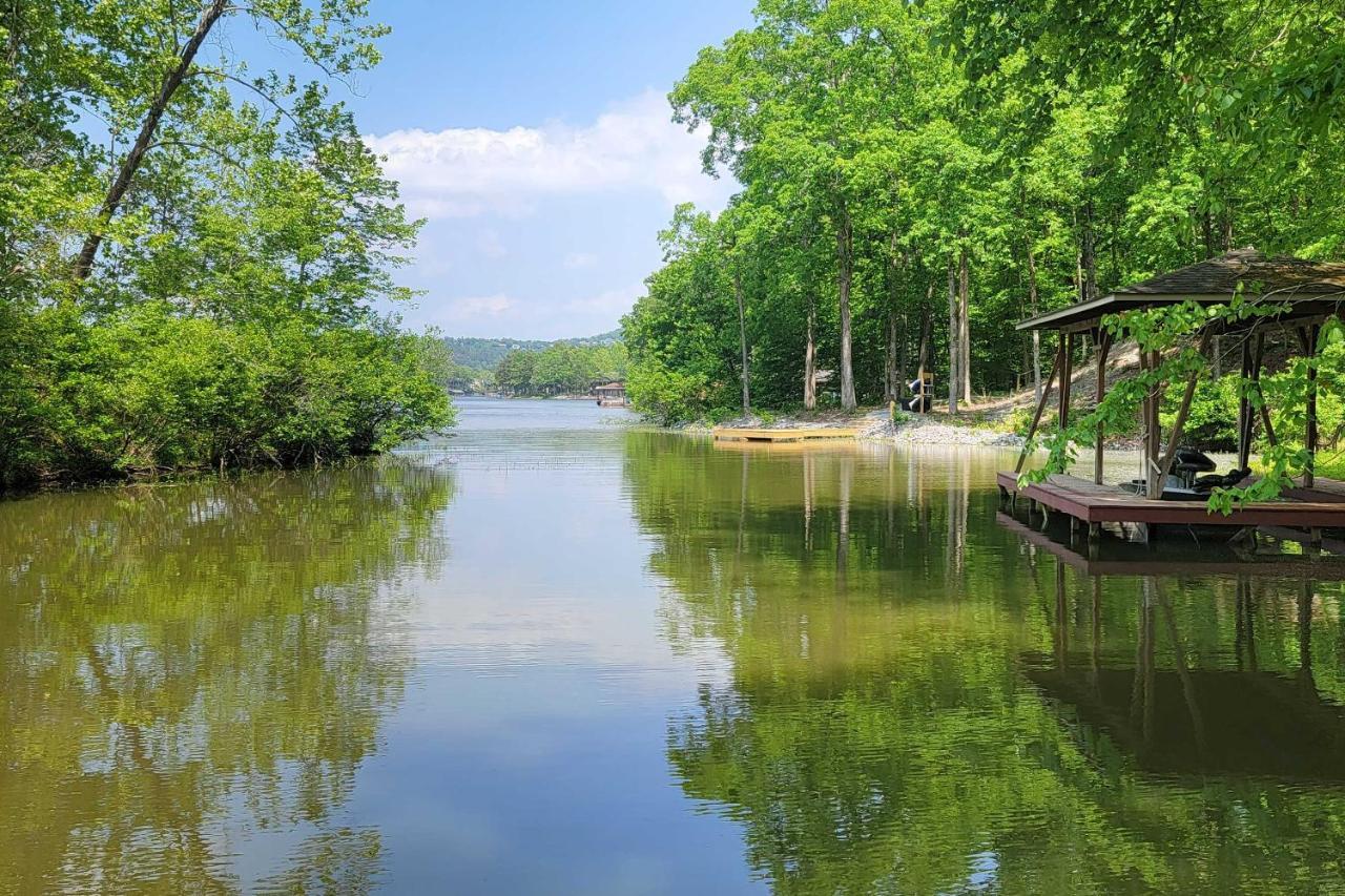 Lakeside Hot Springs Retreat With Kayaks And Boat Dock Hot Springs Village Exteriér fotografie