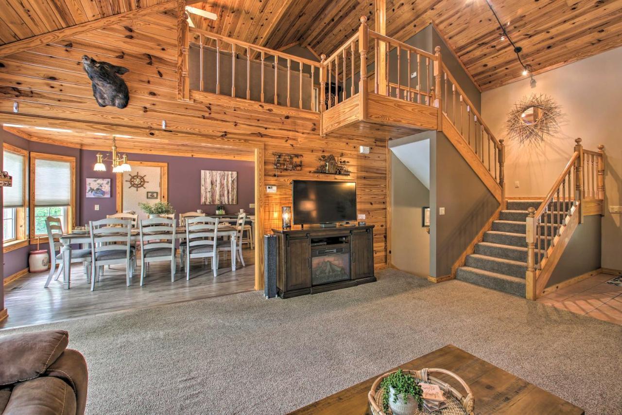 Lakeside Hot Springs Retreat With Kayaks And Boat Dock Hot Springs Village Exteriér fotografie