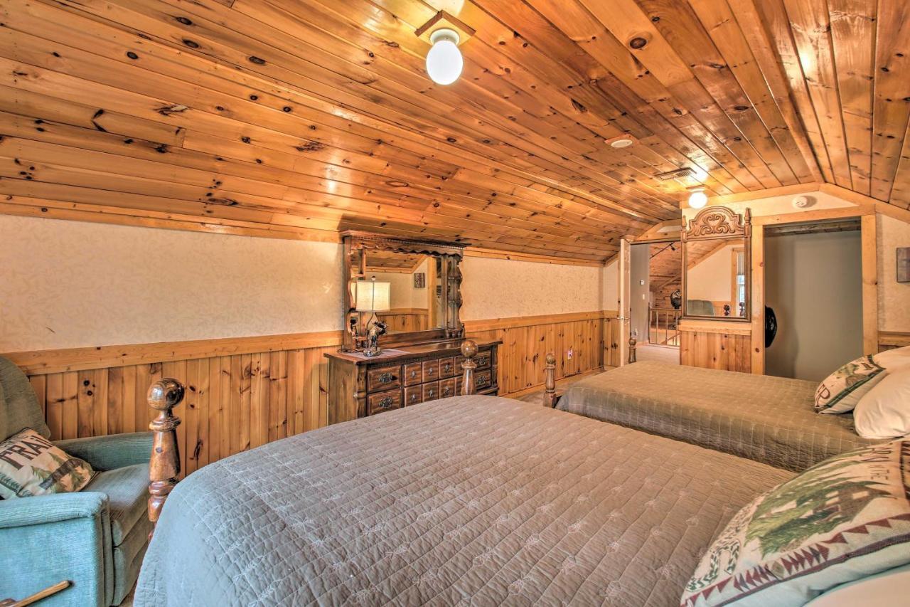 Lakeside Hot Springs Retreat With Kayaks And Boat Dock Hot Springs Village Exteriér fotografie